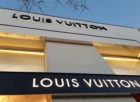 rob louis vuitton|louis vuitton ohio news.